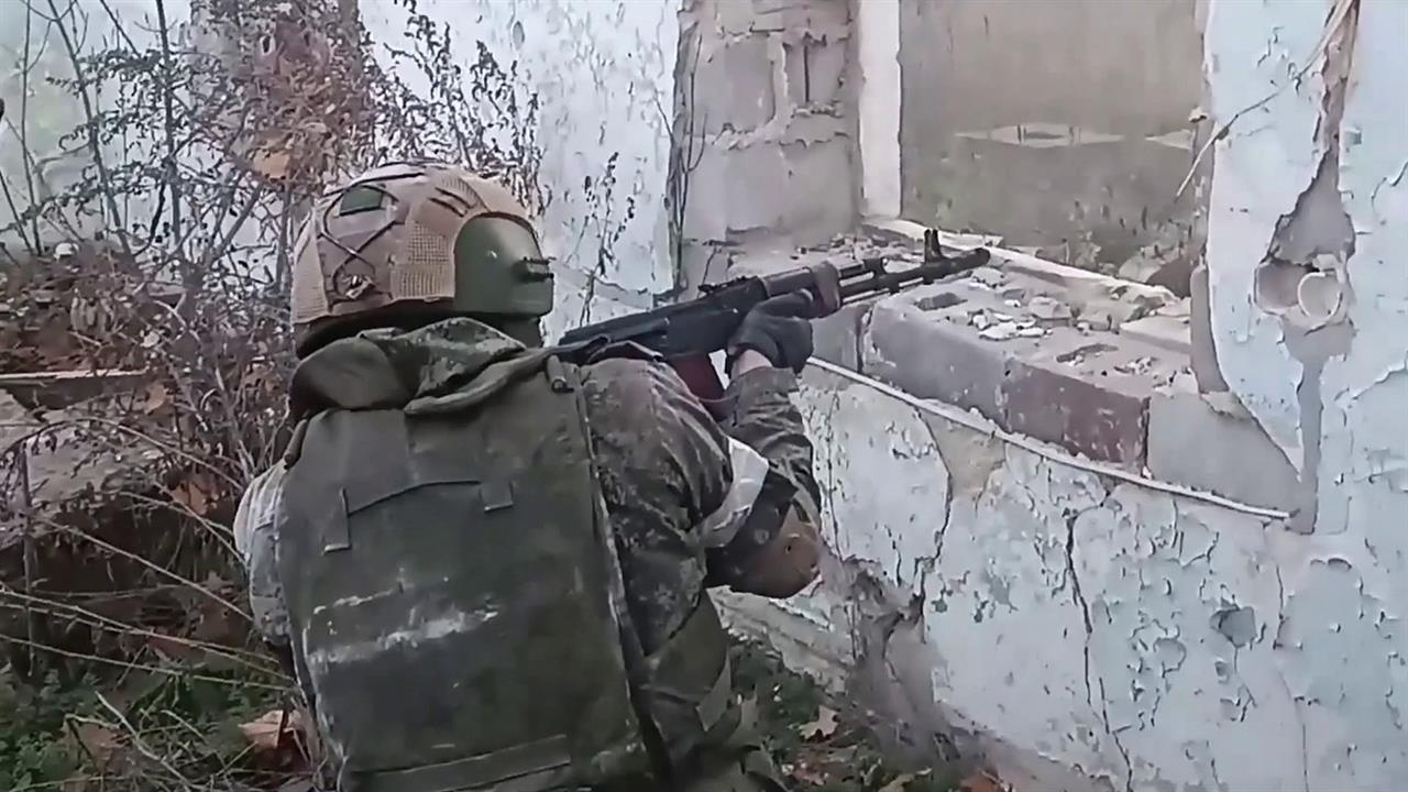 Морская пехота ВМФ России отмечает свой профессиональный праздник.