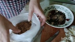 Освобождаю морозилку.Нашла сало .🤣😂