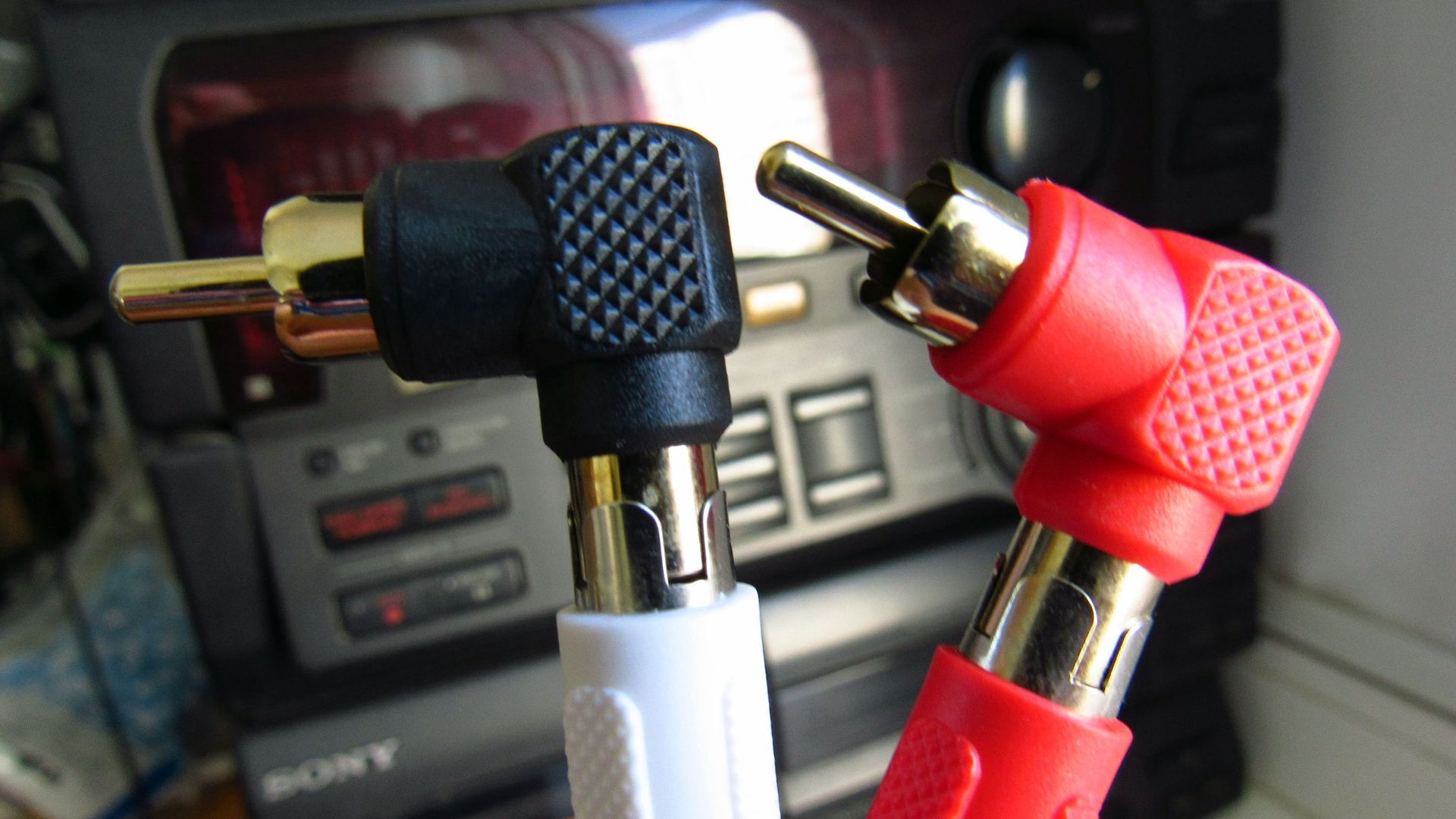 Угловой разъём RCA смотреть онлайн