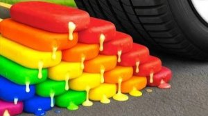 Потрясающие эксперименты! &Автомобиль против гигантской пирамиды хрустящего мороженого