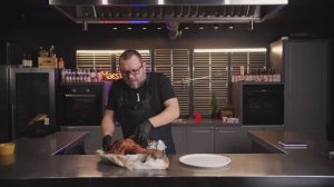 Индейка целиком в керамическом гриле Green Kamado. Новогодний рецепт для большого застолья