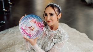 Бузова снова обожглась на любви — теперь в кино: премьера трейлера комедии «Равиоли Оли»