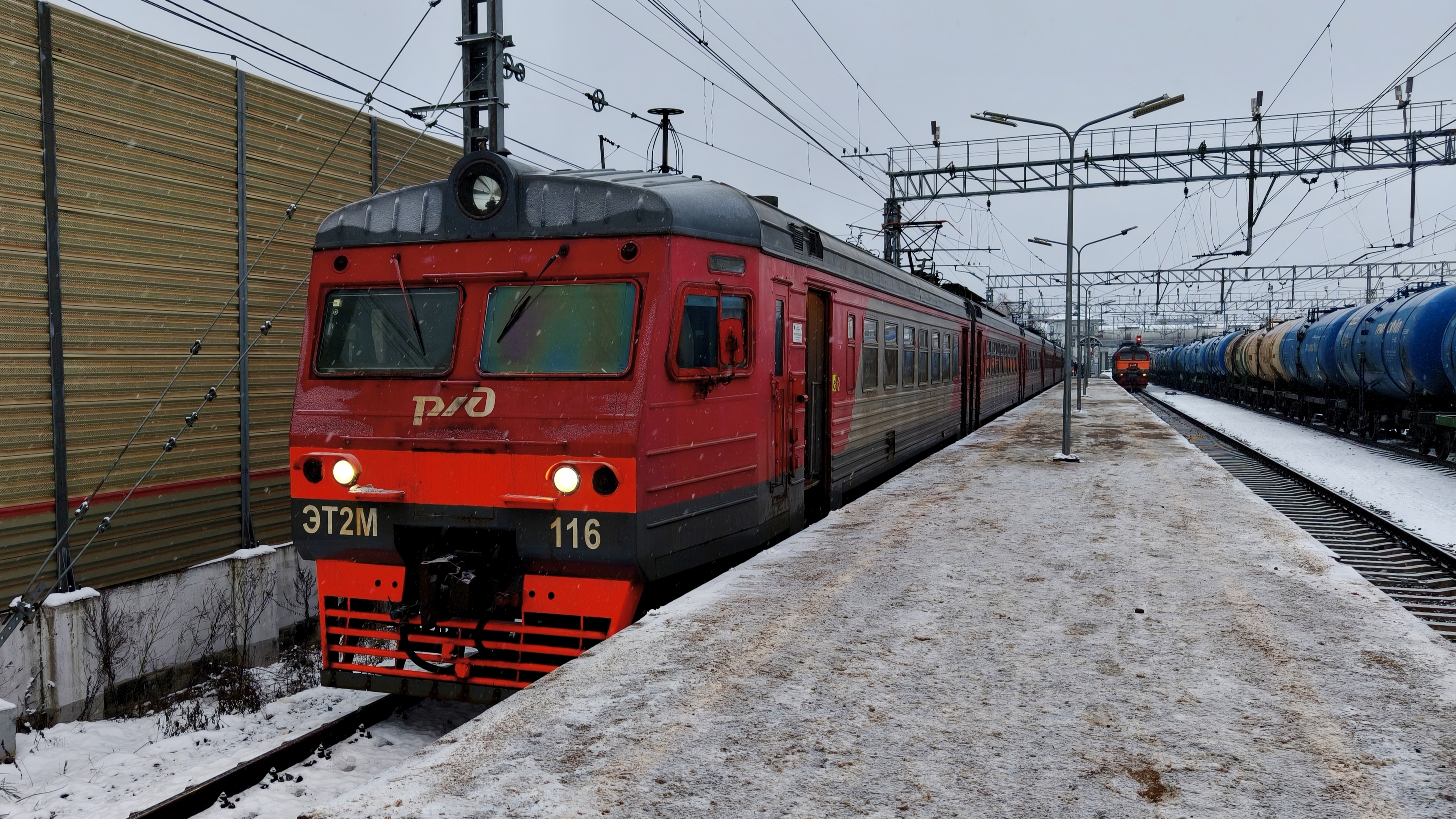 Вот и зима пришла. Поездка на ЭТ2М 116. Обухово - Мга