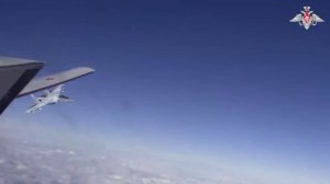 Дальние бомбардировщики Ту-22м3 ВКС России выполнили плановый полет