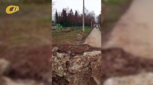 ЖИТЕЛИ ДОМОВ ПО ДЕТСКОМУ ПЕРЕУЛКУ ПОЖАЛОВАЛИСЬ НА ИСПОРЧЕННУЮ ЗЕМЕЛЬНЫМИ РАБОТАМИ ДОРОЖКУ