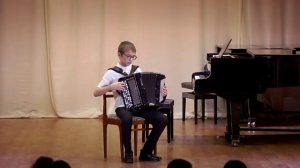 12 Е. Дербенко «Сквозь время», исп. Королев Алексей, преп. Ассылов А.В.