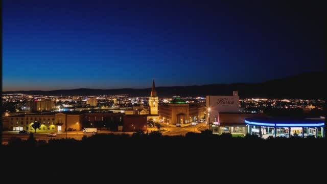 Past the lights of El Paso смотреть онлайн