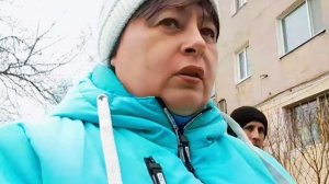 ИДЁМ ЗА ОЛЕНЕМ,КУПИЛИ ИЛИ НЕТ.НА УЛИЦЕ ЛЮДЕЙ НЕТ.