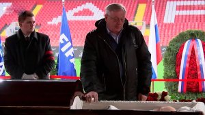 Прощание с легендой футбола Никитой Симоняном проходит на стадионе "Спартака".