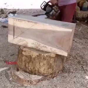 И всё это с помощью обычной бензопилы.