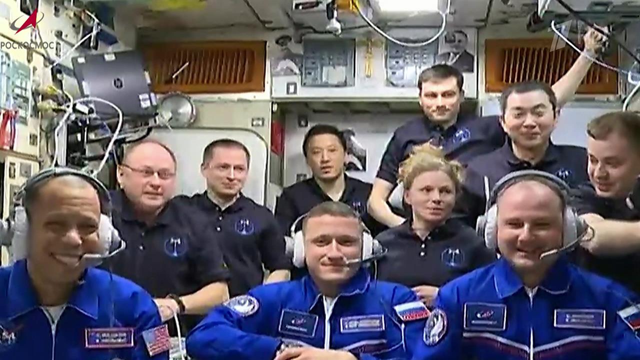 На Международную космическую станцию прибыл российско-американский экипаж.