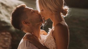 Он не свободен 💥 Что у Него с Женой 🏡 Что у Него к Вам ⁉️ 
#гадание#таро#расклад