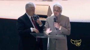 Кто наш драгоценный Господь Иисус Бенни Хинн