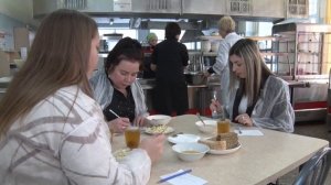 Рейд по школьным столовым в Бийске ("Будни", 27.11.25г., Бийское телевидение)