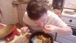 МУКБАНГ пора поесть