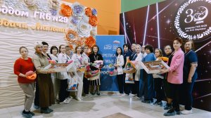 Активисты ЖДЕР поздравили медиков и мам в роддоме ГКБ № 29 им. Н. Э. Баумана с Днем матери