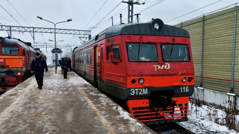 Вот и зима пришла. Поездка на ЭТ2М 116. Невдубстрой - Мга