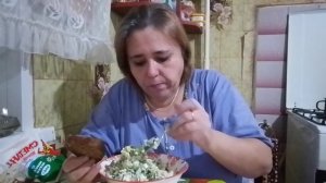 Кофейная болталочка и очень простой вкусный салат.