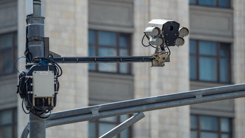 Без вины виноватый? Законопослушным автовладельцам грозят штрафы с камер