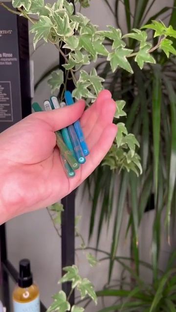 Мнение визажиста, карандаши для век и глаз