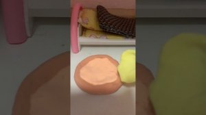 Куколки LOL готовят пиццу! Что произойдёт дальше. Почему мама ругается?