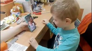 я люблю тебя, мама!