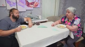 Пшённая каша с колбаской по-экономному Жизнь в деревне Папа бросил нас ПОДВАЛ ИЛЬИЧА