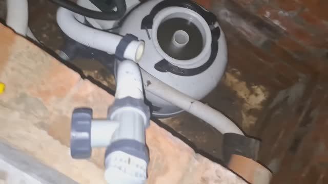 Слабо качает, забился песочный фильтр Intex.