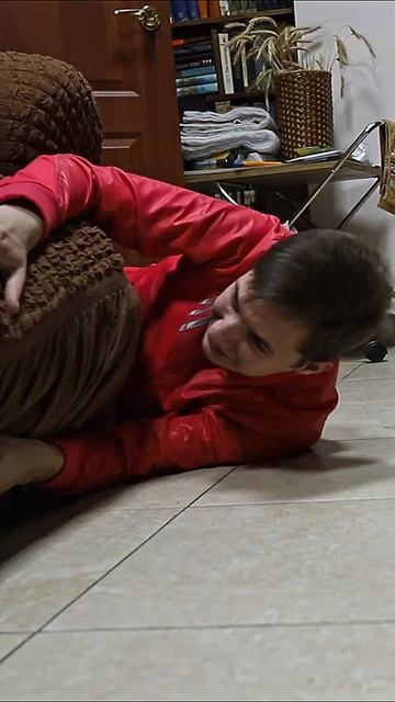 драка из фильма ВНУК (2023) смотреть онлайн