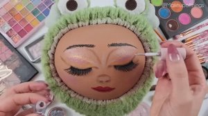 ASMR Makeup on Pomelo🍈 (No talking)