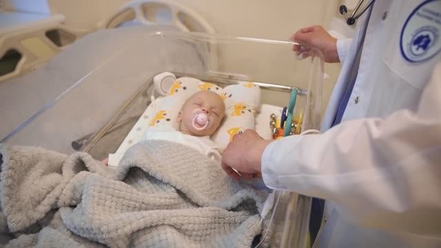 Ко Дню матери: как врачи Сеченовского центра материнства и детства творят чудо рождения