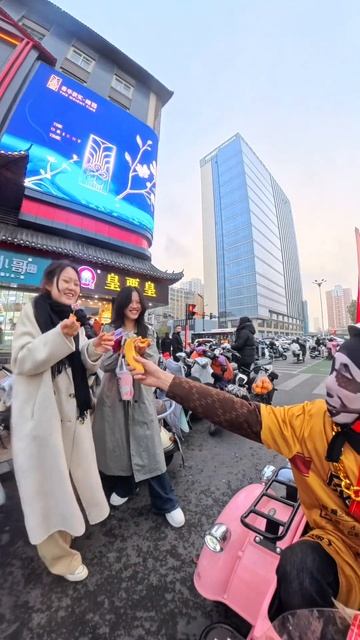 Все любят бананы #пранк @661430769