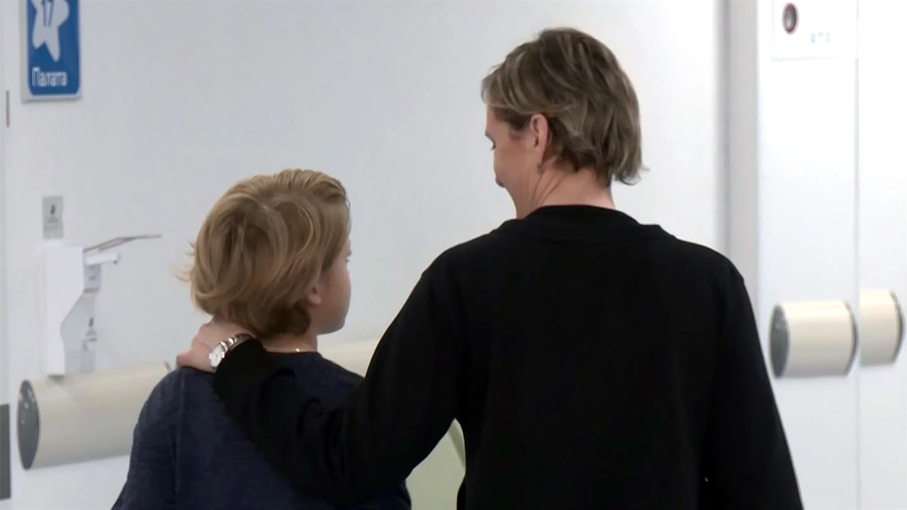 Владимир Путин позвонил десятилетнему Глебу, который пострадал при взрыве в Красногорске.