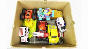 Мультики для детей. Яркие машинки едут по дороге с громкими сигналами. 🚓 Мультики для малышей