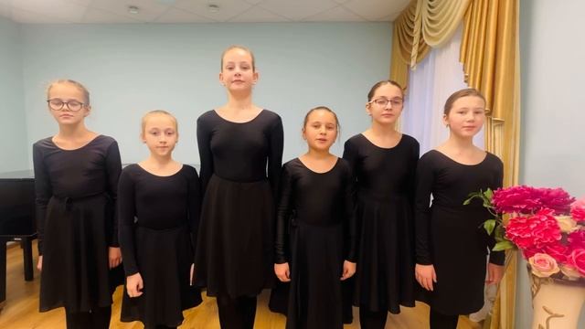 Поздравление с Днём мамы от учащихся хореографического отделения преп.Никитина Марианна Руслановна