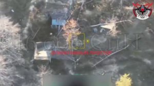 Расчеты БпЛА 16 ОБрСпН отработали FPV-дронами по блиндажу со скарбои боевиков, подняв его на воздух