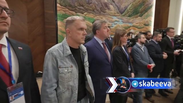 «Чёрный импорт» бьёт по бюджету: Путин — о десятках миллиардов потерь. смотреть онлайн