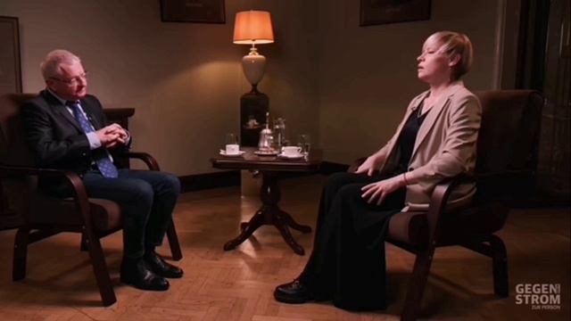 ОЛЬГА ПЕТЕРСЕН - ПАТРИК БААБ - РЕПРЕССИИ ЗА ПРАВДУ О РОССИИ - АЛЬТЕРНАТИВА ДЛЯ ГЕРМАНИИ ПРЕСЛЕДУЕТ