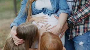 В России призвали учредить выплаты для многодетных матерей в честь праздника