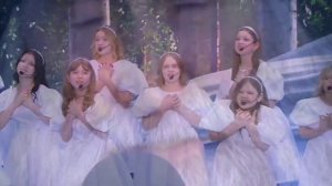 Поёт Отец Киприан.