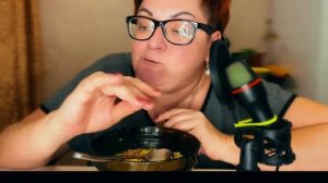 ГЛАВНОЕ ТУТ БЫЛА КОСТЬ👍/МУКБАНГ ОБАЛДЕННЫЙ РАССОЛЬНИК И КОСТОЧКА ДАЖЕ С КОСТНЫМ МОЗГОМ/