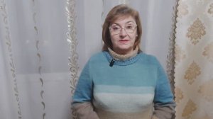 Жилет отпарила. Формирую горловину джемпера.