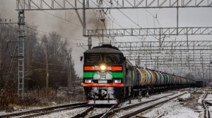 «Мощный старт» 2ТЭ116-1702 отправляется со станции Савёлово