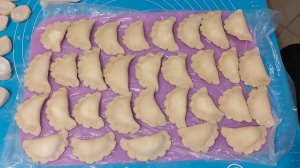 ВАРЕНИКИ С ТВОРОГОМ,КРАСИВОЕ ОФОРМЛЕНИЕ!