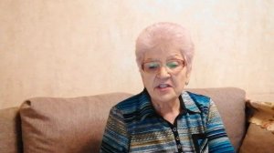 Будто стояла на краю обрыва