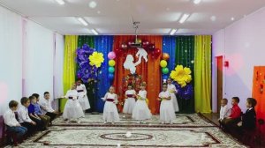 Танец "Мама - добрая сказка"