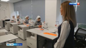 Белгородские школьники на уроках труда делают светящиеся брелоки и шьют светоотражатели