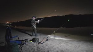 Ноябрь. Река Ахтуба. Рыбалка на острове.