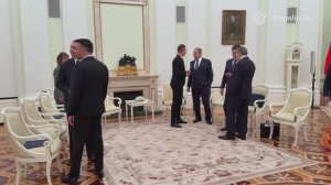Перед началом Российско-венгерских переговоров, Кремль , 28 ноября 2025 года
