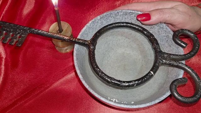 ЧИСТКА СВИНЦОМ ОТ КОЛДОВСКИХ ЗАМКОВ, ПОДКЛЮЧЕК И ОКОВ.